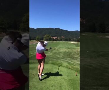 #golfswing #followthrough #golfgirl #ladiesgolf #waitforit #golflife #golfing #ladygolfer
