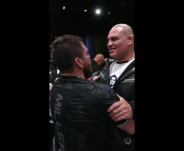 Cain congratulates Jim Miller after #UFCVegas84 win 🤝