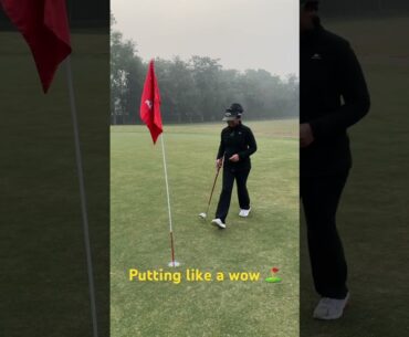 Putting like a wow ⛳️ #golfputting #golfputt #golf #golfshorts #golfreels #golfgirl #girl #golflife