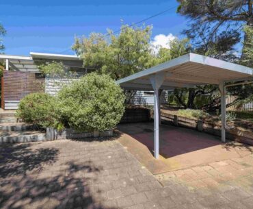 8 Boston Court, Sorrento   video