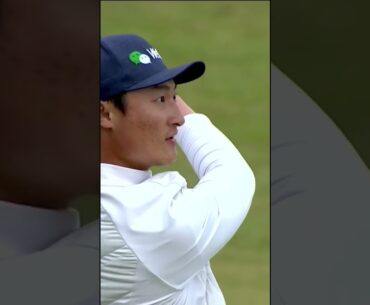 Haotong Li with a brilliant approach during the 2021 #dunhilllinks