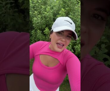 TAG YOUR WOMEN & THANK ME LATER LADIES 💖💫 #golf #golfswing #valentinesday #golfgirl #valentine