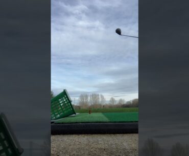 Driving practice #drivingrange #girl #golf #golfclub #ladygolfer #practice #driver