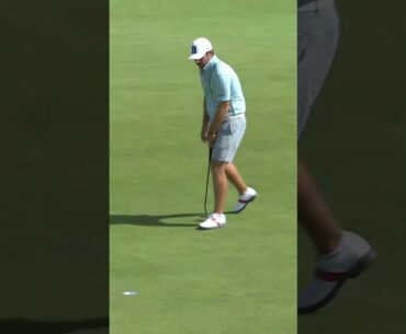 Matthew Wolff knocks in the birdie 🐥