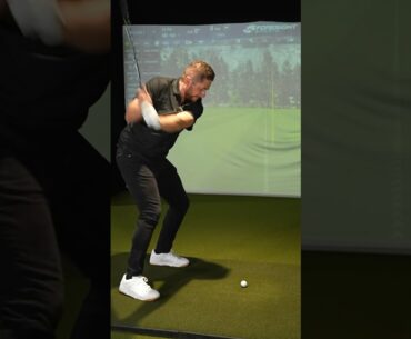 Hitting the TaylorMade Qi game improvement irons!! #golf #golfer #shorts