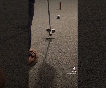 news flash it don't #golf #duckhook #putt #sidesaddle #rules #golfshot #practice #basement #legal