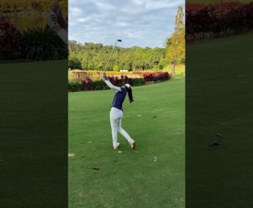 Beautiful iron swing #golfswing #golftip #klpga #golfgirls #golfchipping #golfslicefix #golfgirl
