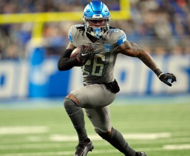 Jahmyr Gibbs Top Plays of the 2023 Season