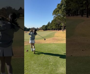 自分でショット採点するスタイル🙄🙄⛳️ #ゴルフ #ゴルフ女子 #golf #golfgirl #short