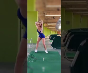 Paige Spiranac 😍🔥 - Hot Girls who Golf