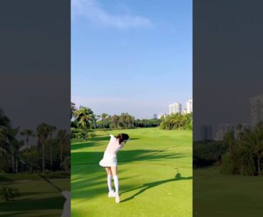 Golf girl Pro Max#golf #golfswing #sports #challenge #joy #explore #funny #relax #happy #ai #comfort