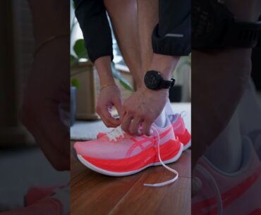 Lacing up the Asics Superblast. #asics #superblast #runningshoes