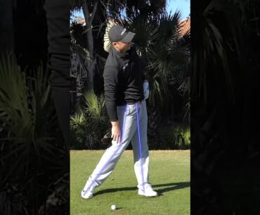 Hip Turn in the Golf Swing - Leg Straightening