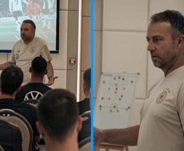 Hansi Flick reacts to his players being LATE to a team meeting 🕰