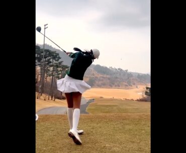 KLPGA 프로 이한솔 미녀골퍼의 부드러운 아이언스윙!  #골프 #golf