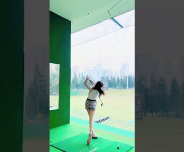 Golf girl Pro Max#golf #golfswing #sports #challenge #joy #explore #funny #relax #happy #cc #comfort