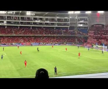 LA HINCHADA DE LOS CANTOS “BARÓN ROJO SUR”