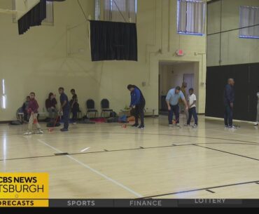 Free golf camp teaches Pittsburgh-area kids how to play
