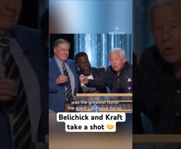 What a moment at the Brady roast 🍻 (via @Netflix)