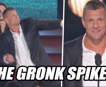 Gronk SPIKES shot glass after taking drink with Brady and Belichick 😂