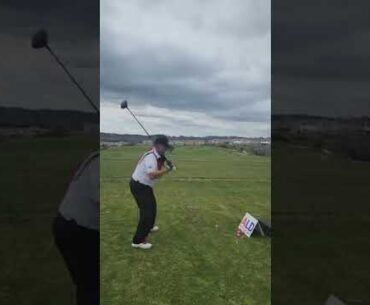 Lynn Ray 'Captn Crush' Unleashes Explosive Drives with HIRZL Golf Gloves: Precision and Power!