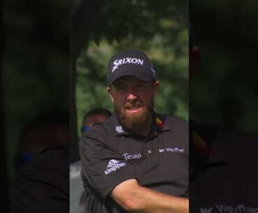 Shane Lowry has the eagle eye from 190 yards out 🏌🦅