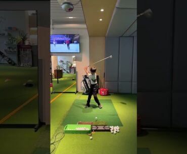 Golf hitting Driver on just 5th time learning golf #China #golfswing #P.G.A#coaching
