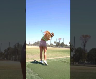 Claire He #golf #golfswing #shorts