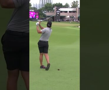 Working it with the wedge ⛳️