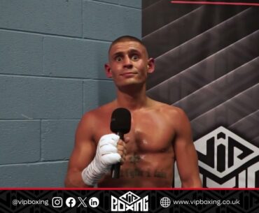 HARRY WINNARD makes his professional debut, beating Jack England 39-38