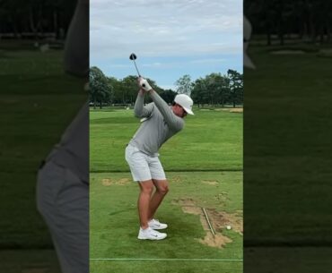 Has to be one of the purest golf swings on the PGA Tour. Love Cam Champ’s move! #golfer #golfswing