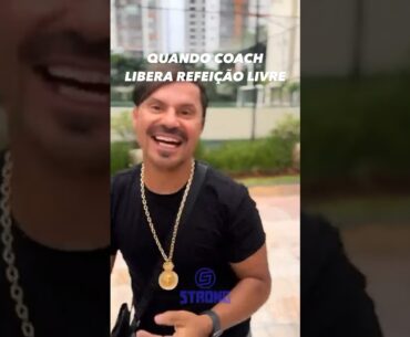 Quando o coach libera uma refeição livre #shorts
