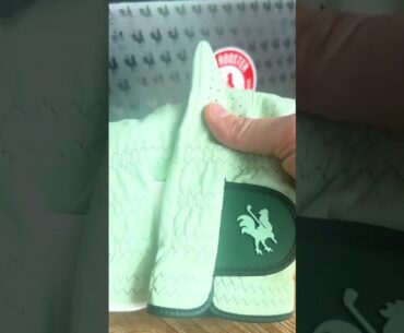 Colorful Golf Gloves For the Summer