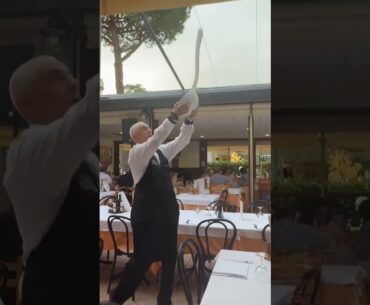 プロゴルファー桂川有人が撮影したイタリアのアイス動画