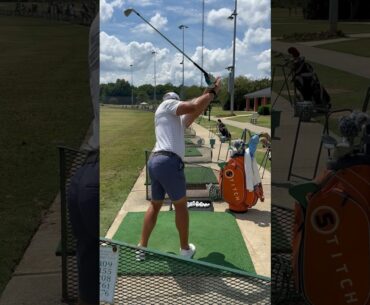 How to Keep the Right Shoulder Open on the Golf Backswing