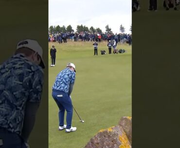 The most RIDICULOUS par save, EVER? 😮