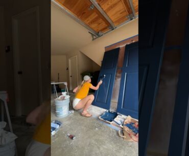 DIY painting barn doors for my bedroom