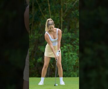 If we spent the day together what would we do? #golf #golfbabe #karinhart #golfswing #golflife