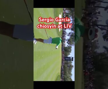 Sergio Garcia chips in at #livgolf ! #sergiogarcia #tomgillisgolf