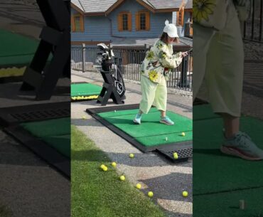 STAND BACK! BLIND GIRL GOLFING! ⛳️