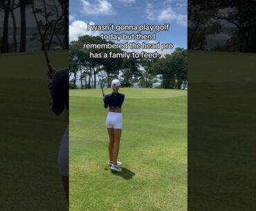 No one in his family goin hungry while I’m still breathin 😤⛳️🙌 #golf #golfbabe #golfswing