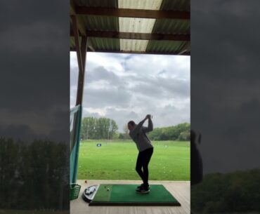 7 iron practice(slowed down!) #music #golf #golfvibes #golfswing #golfswag #golfer #golfgirl