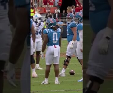 Ole Miss RB Matt Jones fakes an injury vs. Kentucky. Devastating. I hope he’s ok.