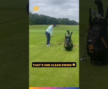 That's one clean-looking swing & golf bag 🔥 #golf #MustardGolf #Justinrose