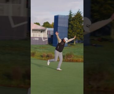 Pulling out the SIIIUU!! on the 18th green 🤣