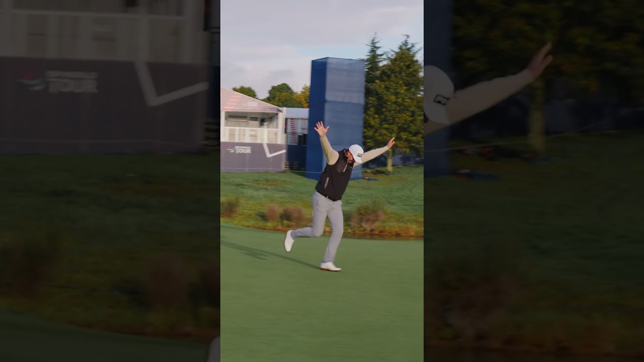 Pulling out the SIIIUU!! on the 18th green 🤣 Pulling out the SIIIUU!! on the 18th green 🤣