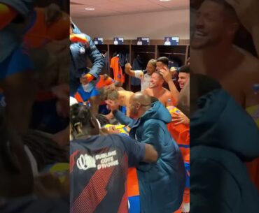 Vous ne trouverez pas ambiance plus chaude ce soir à Lyon 😏🔥 #football #marseille #ligue1 #olom