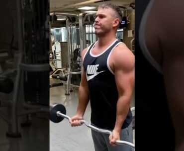 Brooks Koepka shares KEY exercises to improve your golf game⛳️ #golfshorts #golftips #golflesson