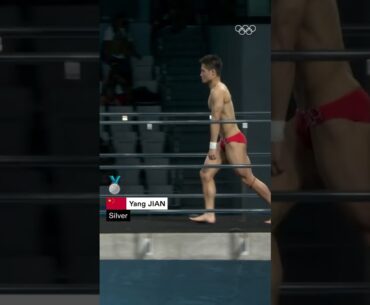 Who remembers these iconic dives from #Tokyo2020? 🙋 #Olympics #Diving #SportsTok #SportEdit