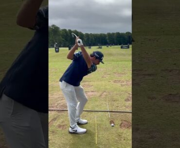 Alex del Rey iron golf swing